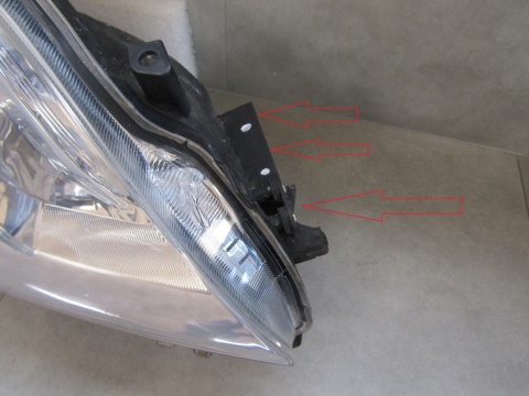 LAMPA PRZÓD TOYOTA PRIUS III 3 ZWYKŁA SOCZEWKA 09- RH PRAWA