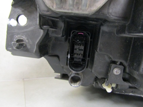 LAMPA PRZÓD VOLVO S90 V90 LED MID 16- LH LEWA 31655935