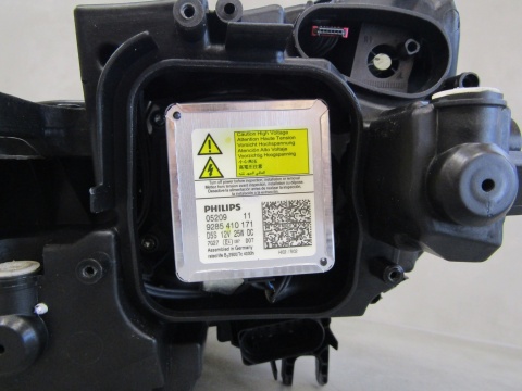 LAMPA PRZÓD AUDI A5 8W6 KSENON NIESKRĘTNY 16-19 8W6941006 RH PRAWA