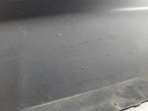 Spoiler dokładka zderzaka przód XPENG G9 2022-