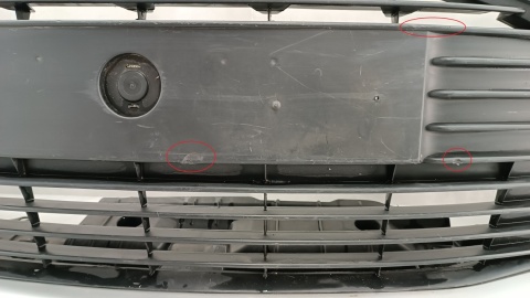 Zderzak przód przedni Toyota Yaris 3 III Lift 14-17 / + osłona