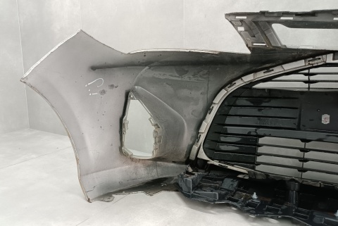 Zderzak przód przedni Toyota Yaris 3 III Lift 14-17 / + osłona
