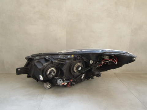 LAMPA PRZÓD SUBARU XV ZWYKŁA 11-17 RH PRAWA