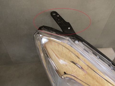 LAMPA PRZÓD SUBARU XV ZWYKŁA 11-17 RH PRAWA