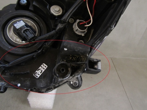 LAMPA PRZÓD SUBARU XV ZWYKŁA 11-17 RH PRAWA