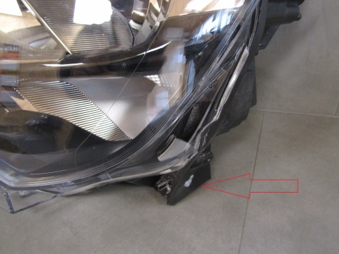 LAMPA PRZÓD OPEL COMBO E IV ZWYKŁA LH LEWA 18- 9816825580