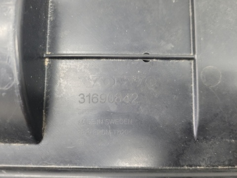 Osłona płyta podłoga pod zderzak przód VOLVO V90 II 2 S90 II LIFT 20-