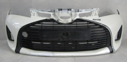 Zderzak przód przedni Toyota Yaris 3 III Lift 14-17 (podłoga)