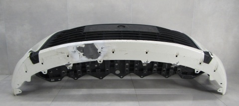 Zderzak przód przedni Toyota Yaris 3 III Lift 14-17 (podłoga)