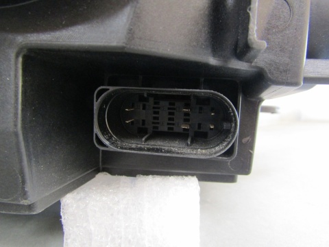 LAMPA PRZÓD MERCEDES C-KLASA W206 LED HIGH PERFORMANCE 22- LH A2069067103