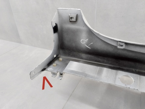 Listwa progowa lewa Toyota Yaris 4 IV 20- Mazda 2 22- Hybrid