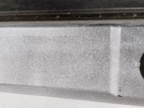 Listwa progowa lewa Toyota Yaris 4 IV 20- Mazda 2 22- Hybrid