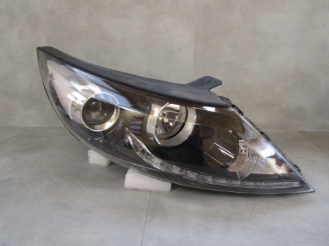 LAMPA PRZÓD KIA SPORTAGE 3 III 10-15 KSENON NIESKRĘTNY RH PRAWY