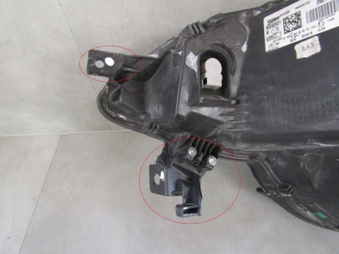 LAMPA PRZÓD RENAULT MEGANE IV 4 ZWYKŁA SOCZEWKA Z LED 16-20 RH PRAWA 260102357R