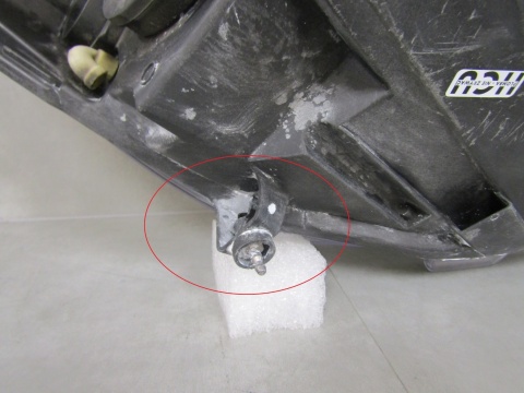 LAMPA PRZÓD FORD FIESTA MK8 ZWYKŁA 17-21 LH LEWA