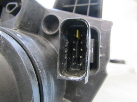 Lampa przód Opel Grandland ZWYKŁA + LED LH LEWA 17-21 YP00015780