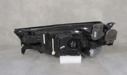 LAMPA PRZÓD BMW IX I20 LASER 21- RH PRAWA 5A3CEA2-04