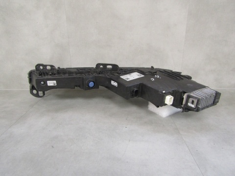 Lampa przód BMW 7 G70 LED DRL SVAROWSKI RH PRAWA 22- 9879936