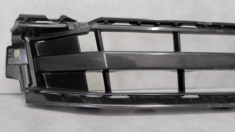 Kratka zderzaka przód przednia Toyota Noah 14-17 53112-28220