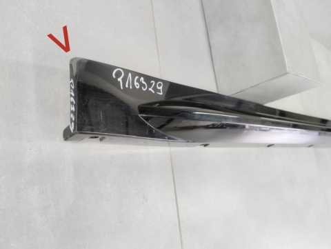 Listwa progowa prawa BMW G80 M3 20 M-3 51778084408