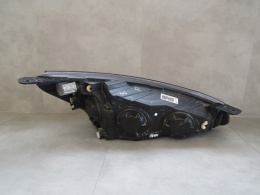 Lampa przód Ford Focus MK4 ZWYKŁA + LED CZARNA 18-21 LH LEWA JX7B-13W030
