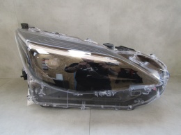 Lampa przód Toyota Yaris Cross ZWYKŁA SOCZEWKA 17-22 RH PRAWA 0D-310