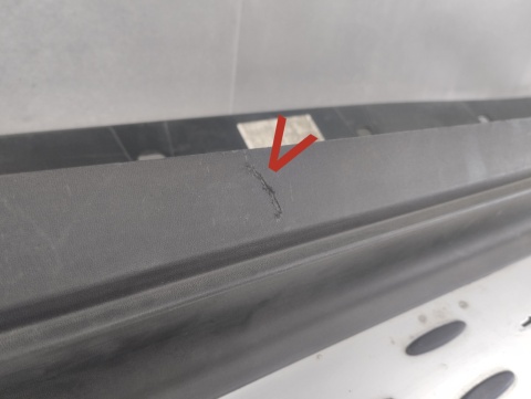 Listwa progowa lewa Mercedes EQC N293 19- stopień