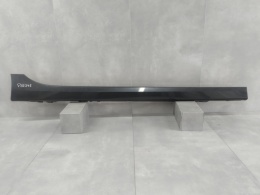 Listwa progowa prawa BMW 1 F40 2 F44 19- próg