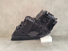 LAMPA PRZÓD AUDI A8 D4 LIFT 13-17 LAMPA RH PRAWA MATRIX