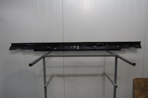 Listwa progowa lewa Mazda CX5 2 CX-5 II KF 17- KB7W-51PR1