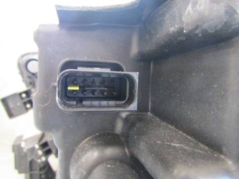 LAMPA PRZÓD OPEL FRONTERA LED 24- RH PRAWA