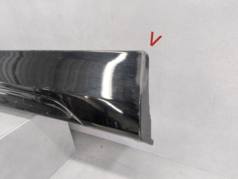 Listwa progowa prawa BMW 1 F40 M Pakiet 19-
