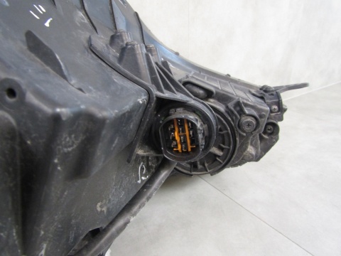 LAMPA PRZÓD HYUNDAI IX20 ZWYKŁA LH LEWA 10-15