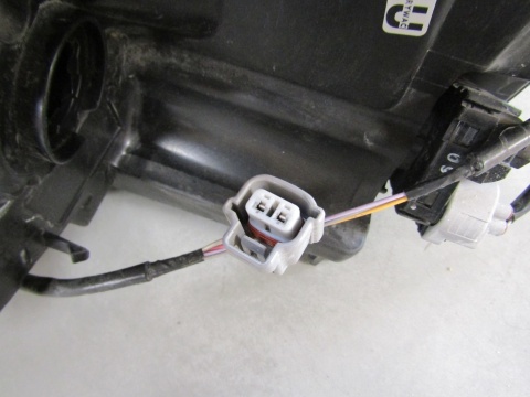 LAMPA PRZÓD TOYOTA RAV4 IV 5 V LED 19-21 RH PRAWA