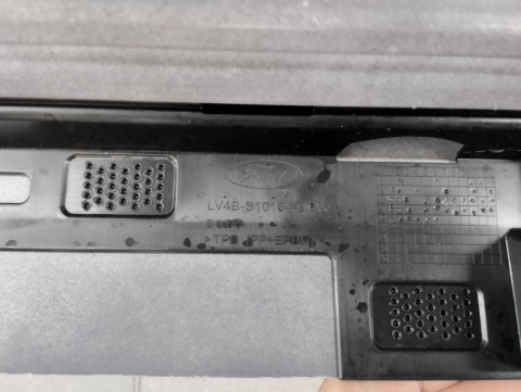 Listwa progowa prawa Ford Kuga MK3 Titanium ST 19-