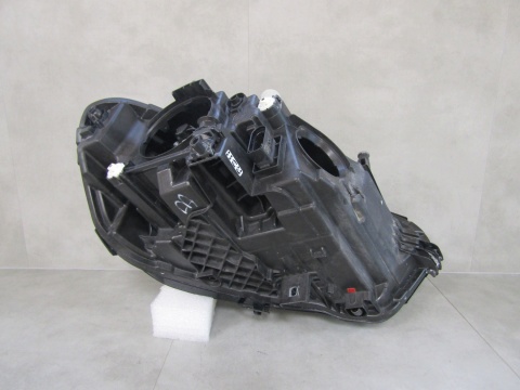Lampa przód Mercedes CLA W118 ZWYKŁA LH LEWA 19-23
