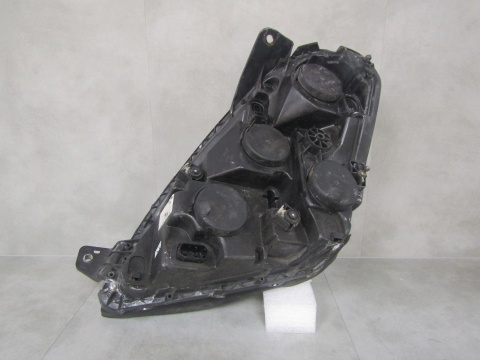 Lampa przód Iveco Daily ZWYKŁA 04-06 RH PRAWA
