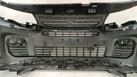 Zderzak przód Peugeot Partner III IV 19-22 / + osłona