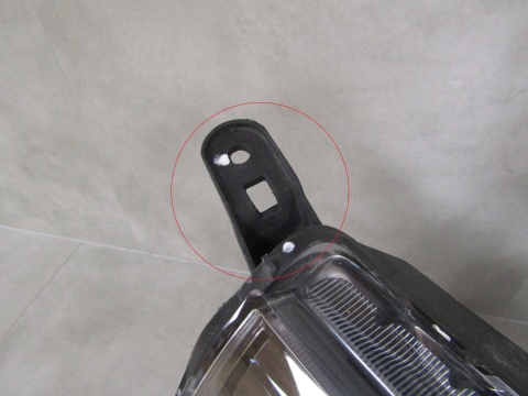 Lampa przód Toyota Verso LIFT ZWYKŁA SOCZEWKA 13-18 RH 81130-0F161