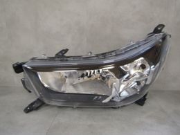 Lampa przód Toyota Hilux 8 VIII LIFT ZWYKŁA 20- LH 81150 0KK60