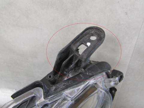 Lampa przód Toyota Hilux 8 VIII LIFT ZWYKŁA 20- LH 81150 0KK60