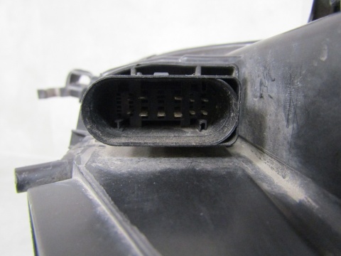 Lampa przód Audi A4 B8 KSENON XENON NIESKRĘTNY 07-11 RH PRAWA 8K0941004P