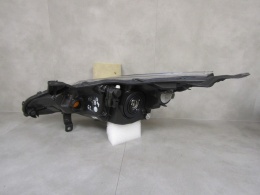 Lampa przód Toyota Aygo 2 II ZWYKŁA SOCZEWKA + LED 14-18 RH KOITO 0H-17