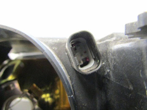Lampa przód BMW 3 E46 XENON SEDAN KOMBI LIFT 02-05 RH PRAWA 6925644