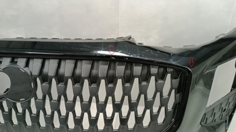 Zderzak przód przedni Audi Q3 83H 25-
