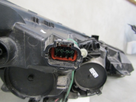 LAMPA PRZÓD NISSAN LEAF 2 II LED 18-22 LH LEWA