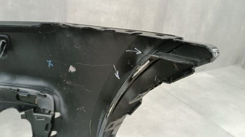 Zderzak przód przedni Audi Q3 8U0 11-14