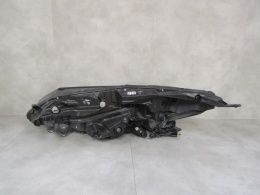 LAMPA PRZÓD NISSAN ARIYA FULL LED RH PRAWA 22-