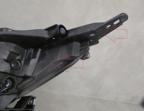 LAMPA PRZÓD NISSAN ARIYA FULL LED RH PRAWA 22-